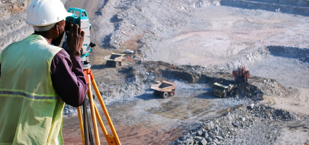Royal Gold: Winnipeg’s Premier Investment & Industrial Source (2026)