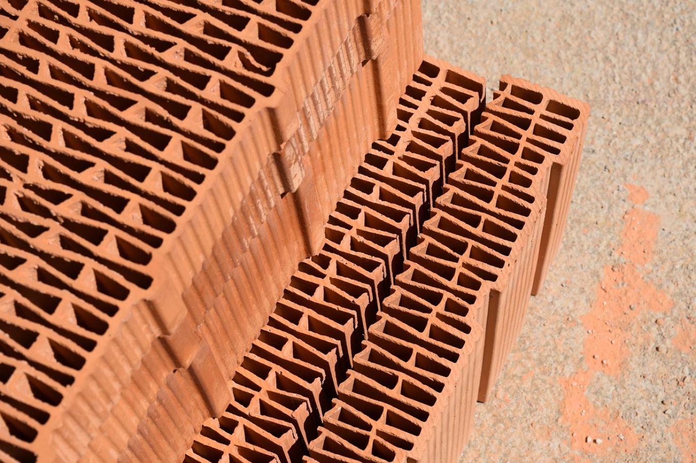 High-quality calcium carbonate powder used in construction, supplied by Summit Gold Resources.