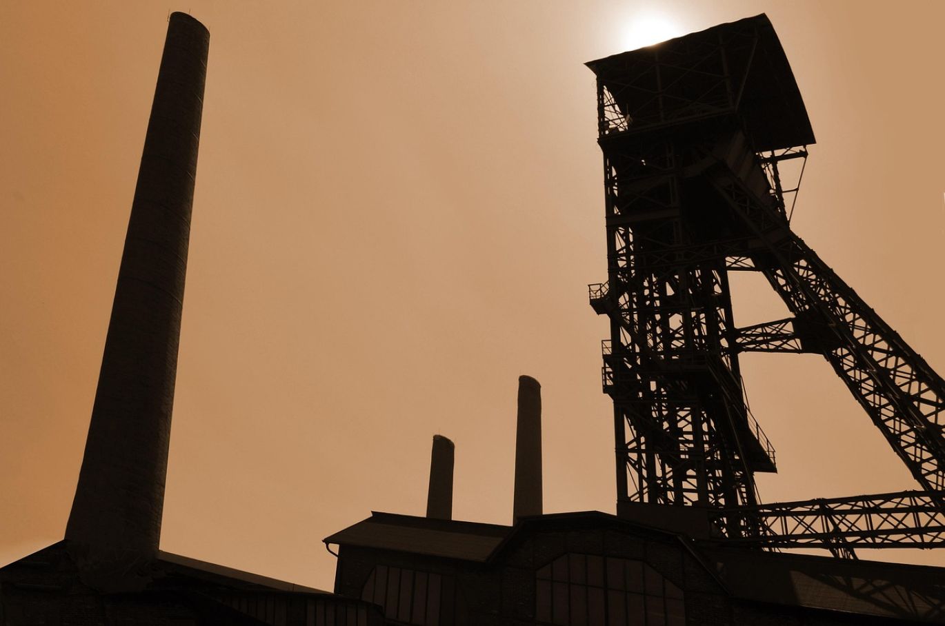 Summit Gold Resources's expertise navigating the Department Of Mineral Resources And Energy Website for Kenyan mineral trade