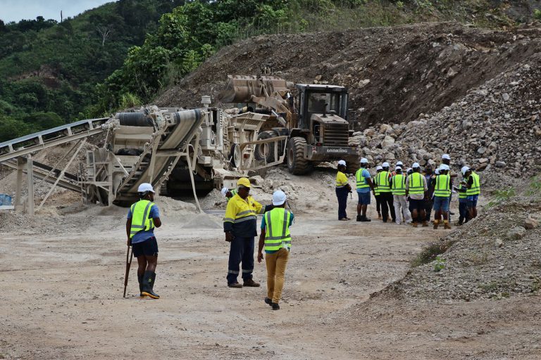 professional mining team geology experts
