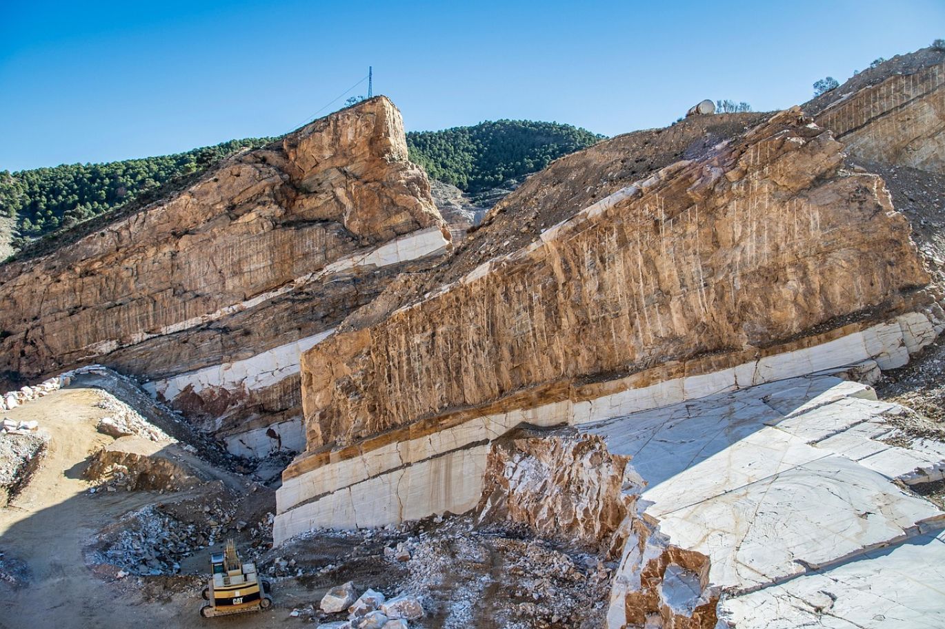 Sepiolite Clay Suppliers - Summit Gold Resources offers high-quality sepiolite clay for various industrial uses, sourced ethically in