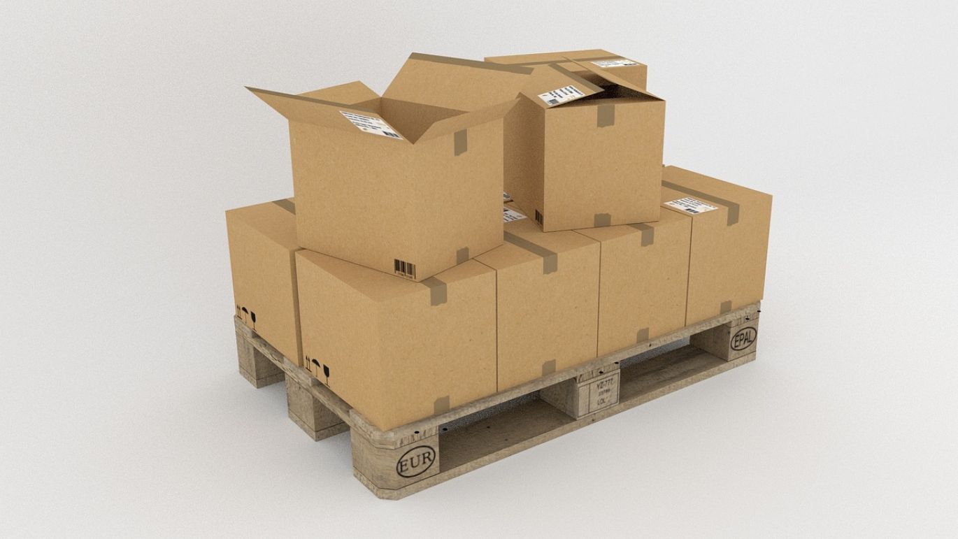 Bulk shipment of soda ash, highlighting Tata Soda Price offered by Summit Gold Resources for industrial use.