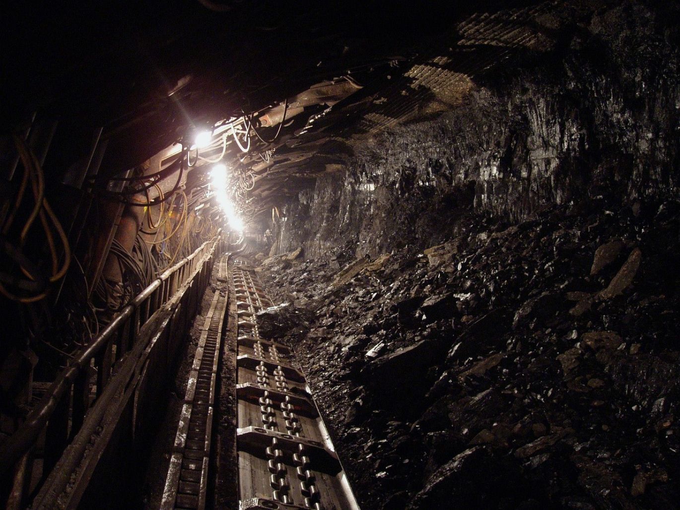 Tds Mining: High-quality strategic minerals sourced ethically in Kenya by Summit Gold Resources.